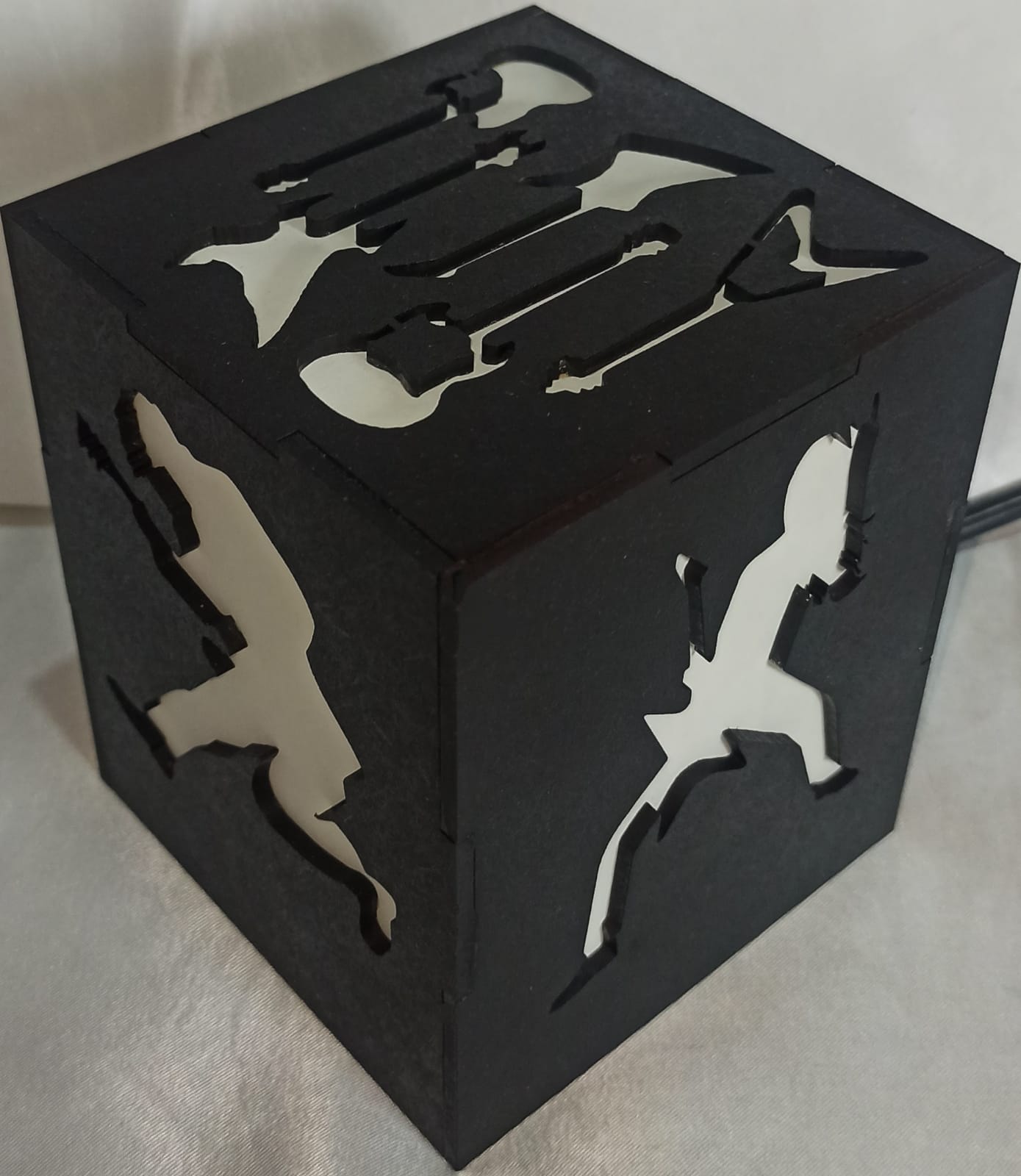 Cubo Iluminado Guitarristas Lendários